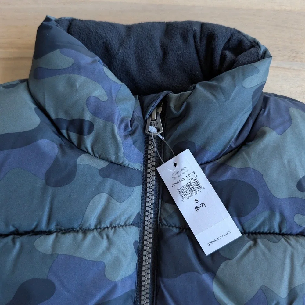 GAP Kids Camo Puffer‎ Vest Size S 6-7 Cold Control Water Resistant Boys NEW